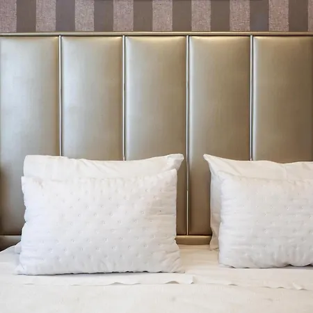 펜션 Dina House Quinzico 나자레