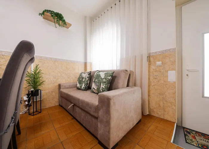 Dina House Quinzico Ferienhaus Nazaré
