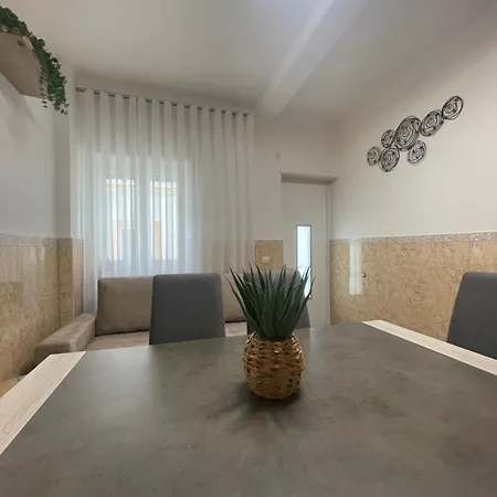 Holiday home Dina House Quinzico Nazare