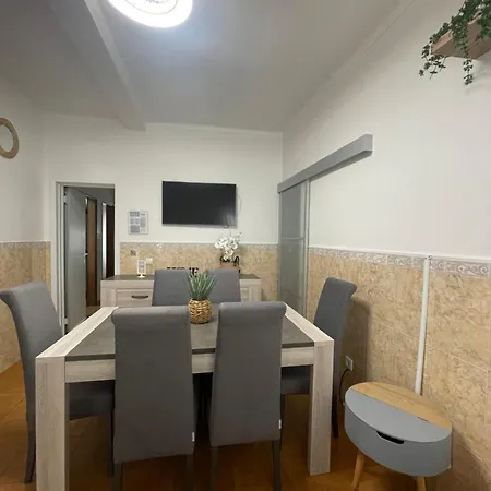 Dina House Quinzico * Nazare