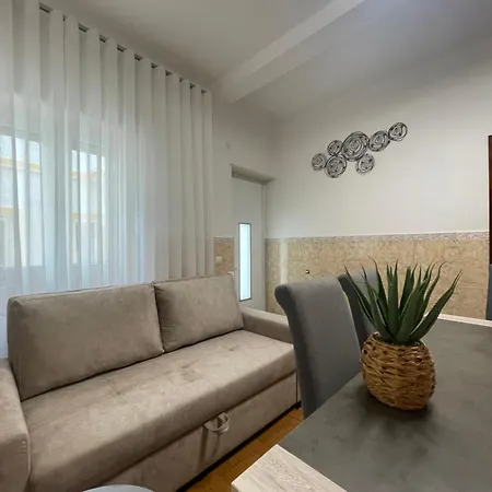 Dina House Quinzico Holiday home