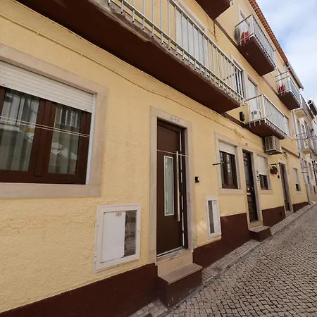 Dina House Quinzico * Nazaré