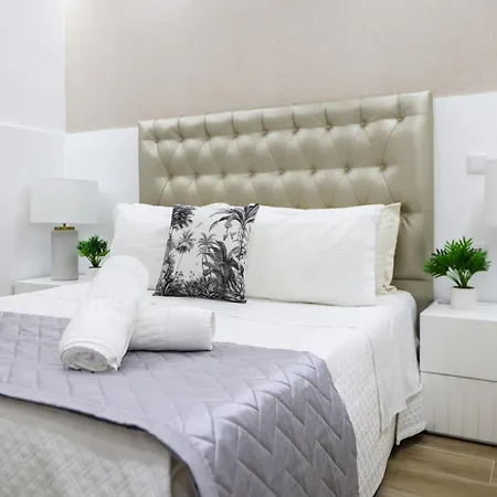 Dina House Quinzico