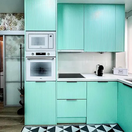 Dina House Quinzico Nyaraló Nazaré