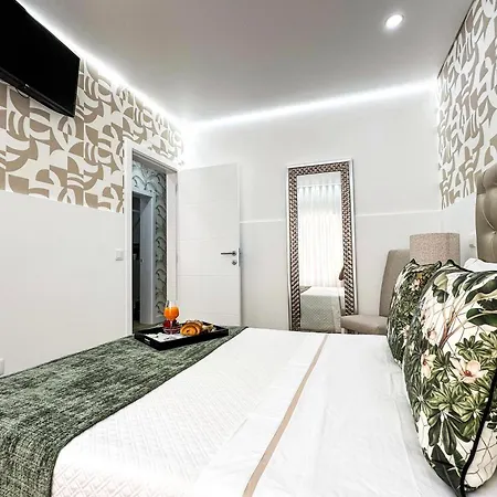 Dina House Quinzico